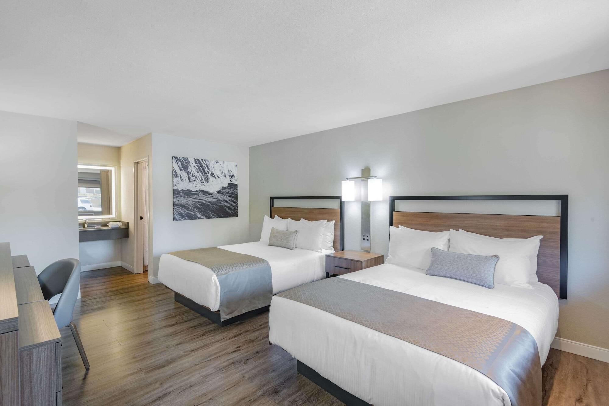 Wyndham Garden San Diego Exterior photo